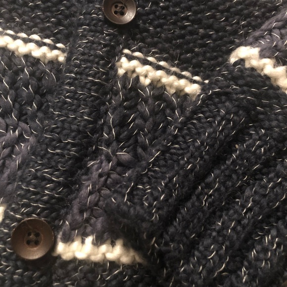 Cardigan - Picture 2 of 3